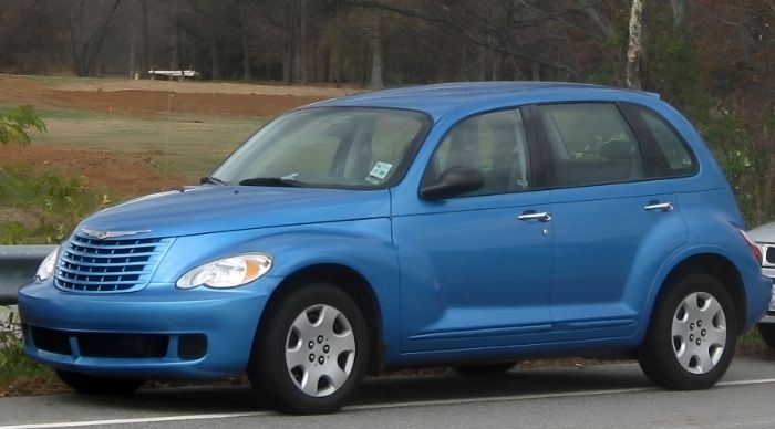 10-Chrysler-PT-Cruiser_700x388